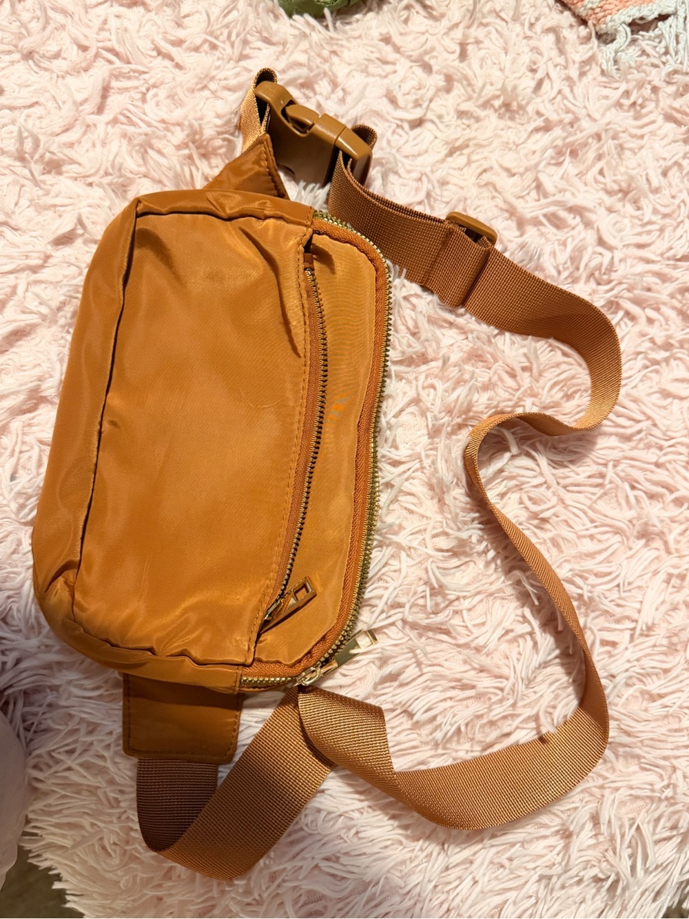 burnt orange crossbody bag !